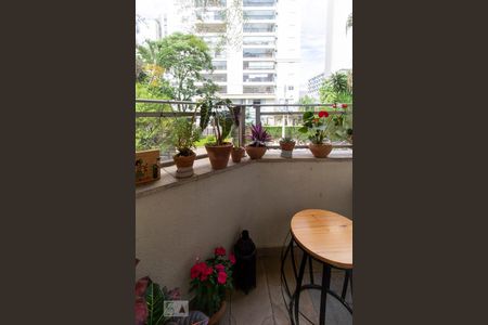 Varanda de apartamento para alugar com 2 quartos, 63m² em Pinheiros, São Paulo