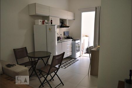 Sala de apartamento para alugar com 1 quarto, 35m² em Vila Monumento, São Paulo