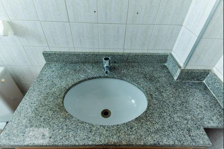 Apartamento à venda com 60m², 2 quartos e 1 vaga Apartamento à venda com 60m², 2 quartos e 1 vagaBanheiro