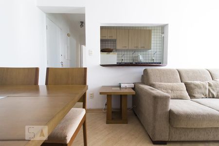 Sala de apartamento para alugar com 1 quarto, 50m² em Itaim Bibi, São Paulo