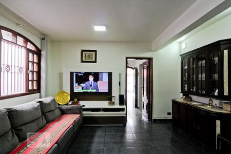 Sala de casa à venda com 4 quartos, 270m² em Vila Vitório Mazzei, São Paulo