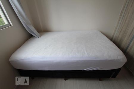 Quarto 1 de apartamento para alugar com 2 quartos, 60m² em Água Verde, Curitiba