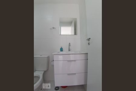 Banheiro de kitnet/studio para alugar com 1 quarto, 30m² em Jardim Prudência, São Paulo