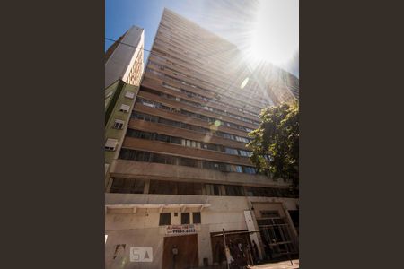 Fachada de kitnet/studio para alugar com 1 quarto, 35m² em Centro Histórico, Porto Alegre