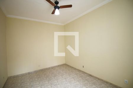 Quarto 2 de apartamento para alugar com 2 quartos, 66m² em Braz de Pina, Rio de Janeiro