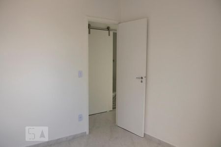 Dormitório 1 de apartamento para alugar com 2 quartos, 62m² em Conjunto Residencial Jardim Canaã, São Paulo