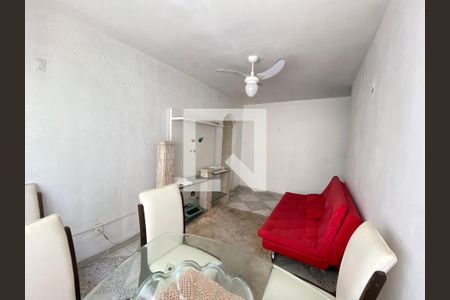 Sala de apartamento para alugar com 2 quartos, 71m² em Inhauma, Rio de Janeiro