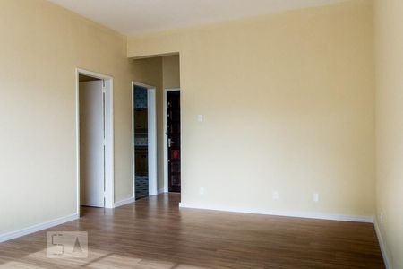 Sala de apartamento para alugar com 3 quartos, 136m² em Jardim Guanabara, Rio de Janeiro