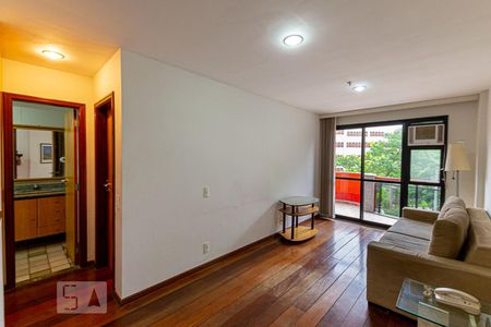 Sala de apartamento para alugar com 1 quarto, 60m² em Boa Viagem, Niterói