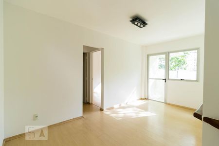 Sala de apartamento para alugar com 1 quarto, 42m² em Aclimação, São Paulo