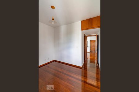 Quarto de apartamento para alugar com 1 quarto, 55m² em Carmo, Belo Horizonte