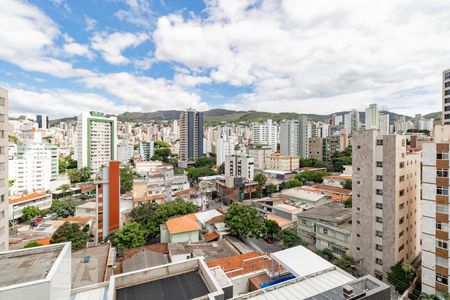 Vista de apartamento para alugar com 1 quarto, 55m² em Carmo, Belo Horizonte