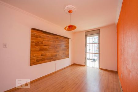 Sala  de apartamento para alugar com 2 quartos, 60m² em Humaitá, Porto Alegre