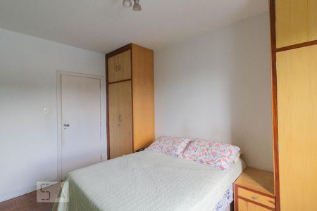 Quarto 1 de apartamento para alugar com 2 quartos, 72m² em Vila Madalena, São Paulo