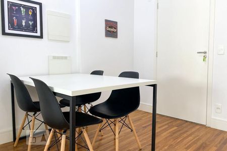 Sala  de kitnet/studio à venda com 1 quarto, 42m² em Melville Empresarial Ii, Barueri