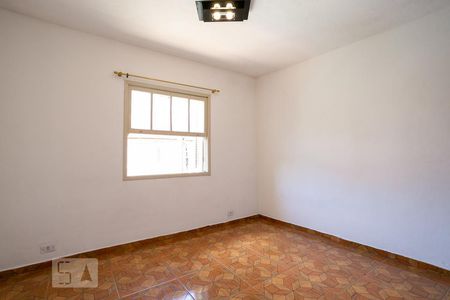 Quarto 1 de casa para alugar com 2 quartos, 90m² em Jardim Paraíso, São Paulo