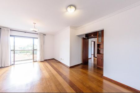 Sala de Estar de apartamento à venda com 3 quartos, 130m² em Botafogo, Campinas