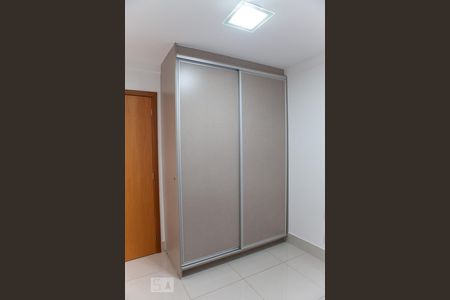 Quarto de apartamento para alugar com 3 quartos, 94m² em Setor Bueno, Goiânia