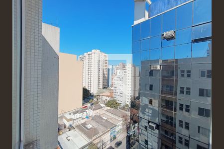 Sala - Vista de kitnet/studio para alugar com 1 quarto, 37m² em Barra Funda, São Paulo