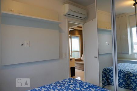 Quarto 1 de apartamento para alugar com 2 quartos, 49m² em Barra Funda, São Paulo