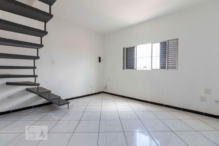 Sala de casa para alugar com 3 quartos, 140m² em Parque Cruzeiro do Sul, São Paulo