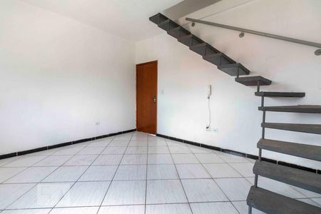Sala de casa para alugar com 3 quartos, 140m² em Parque Cruzeiro do Sul, São Paulo