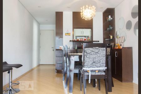 Sala de apartamento para alugar com 2 quartos, 75m² em Jardim Ampliação, São Paulo