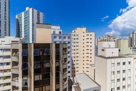 Vista da suíte de apartamento para alugar com 1 quarto, 40m² em Centro, Campinas