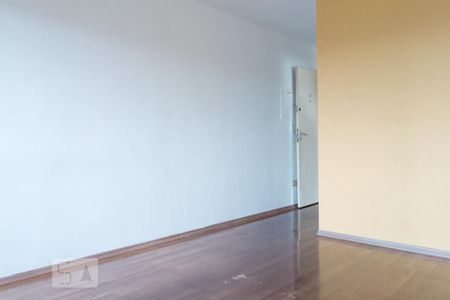 Sala de apartamento para alugar com 2 quartos, 73m² em Piqueri, São Paulo