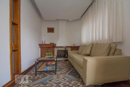 Sala com lareira de apartamento à venda com 4 quartos, 180m² em Perdizes, São Paulo