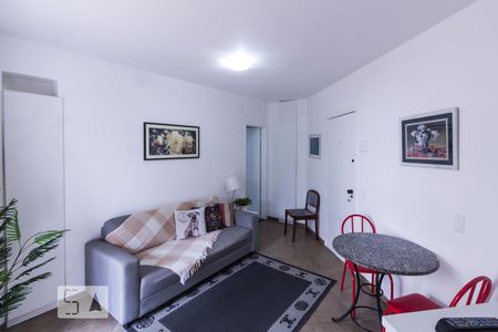 Sala de apartamento para alugar com 1 quarto, 52m² em Paraíso, São Paulo