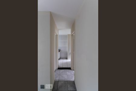 Corredor de apartamento à venda com 2 quartos, 44m² em Parque Cecap, Guarulhos
