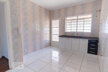 Cozinha de casa à venda com 3 quartos, 213m² em Cambuí, Campinas