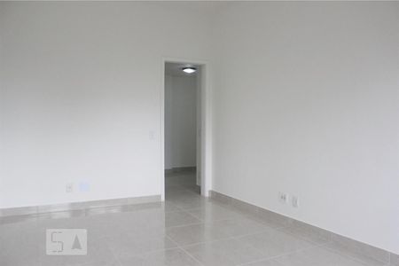 Quarto 1 de apartamento para alugar com 2 quartos, 60m² em Barra da Tijuca, Rio de Janeiro