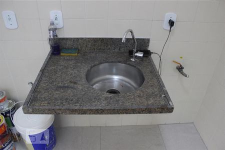 Cozinha de apartamento para alugar com 2 quartos, 60m² em Barra da Tijuca, Rio de Janeiro