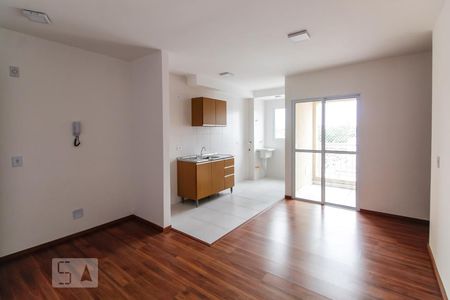 Sala de apartamento para alugar com 2 quartos, 50m² em Vila Galvao, Guarulhos