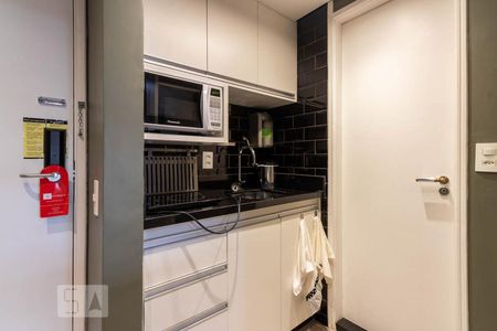 Cozinha de kitnet/studio à venda com 1 quarto, 35m² em Moema, São Paulo