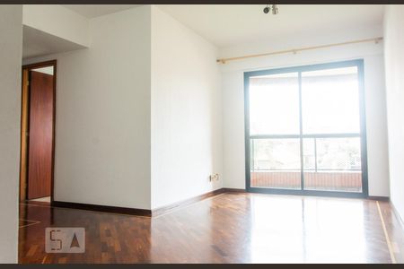 Sala de apartamento para alugar com 3 quartos, 80m² em Vila Sonia, São Paulo