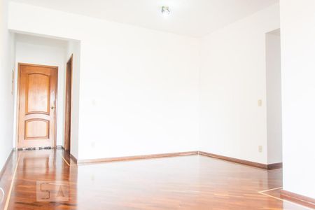 Sala de apartamento para alugar com 3 quartos, 80m² em Vila Sonia, São Paulo