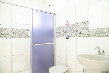 Banheiro de casa à venda com 1 quarto, 112m² em Jardim São Roberto, São Paulo