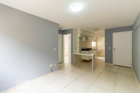 Sala de apartamento para alugar com 2 quartos, 46m² em Todos Os Santos, Rio de Janeiro
