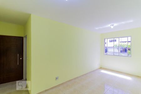 Sala de apartamento à venda com 2 quartos, 70m² em Cocaia, Guarulhos