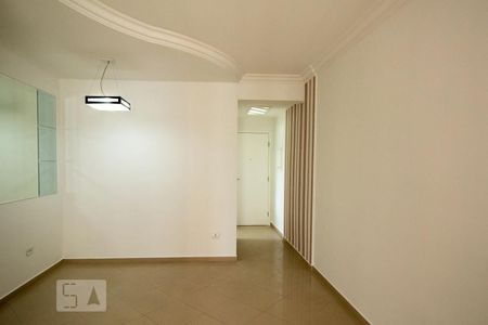 Sala de apartamento para alugar com 3 quartos, 76m² em Vila Gumercindo, São Paulo