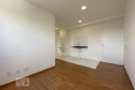 Sala de apartamento à venda com 2 quartos, 40m² em Paraíso do Morumbi, São Paulo