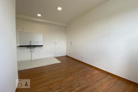 Sala de apartamento à venda com 2 quartos, 40m² em Paraíso do Morumbi, São Paulo
