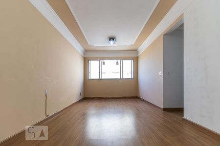 Sala de apartamento para alugar com 3 quartos, 75m² em Vila Jequitibas, Campinas