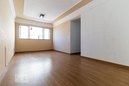 Apartamento para alugar com 75m², 3 quartos e 1 vagaSala