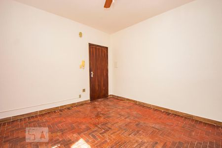 Apartamento à venda com 74m², 2 quartos e sem vagaSala