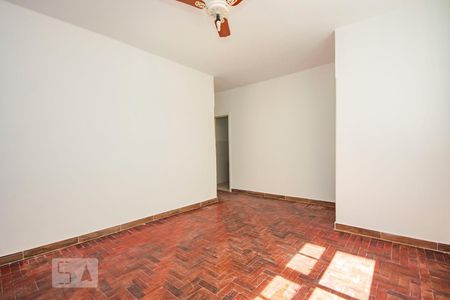 Apartamento à venda com 74m², 2 quartos e sem vagaSala