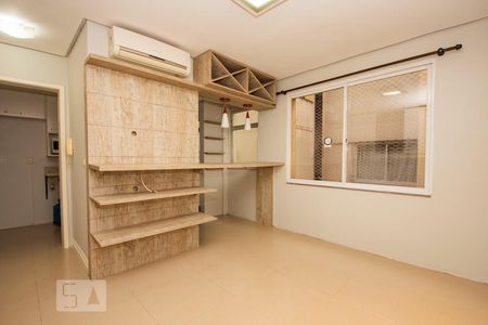 Sala de apartamento para alugar com 1 quarto, 42m² em Petrópolis, Porto Alegre